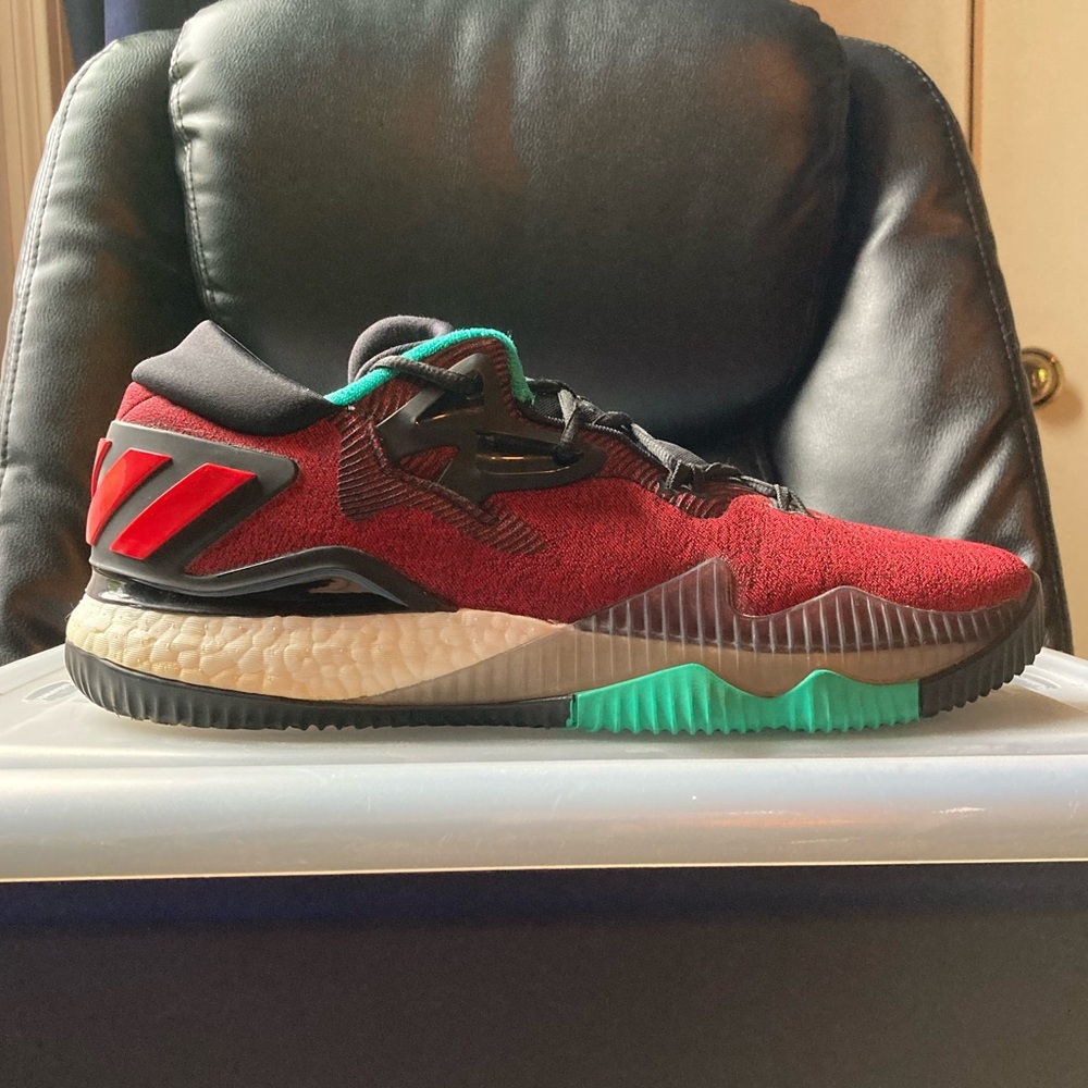 Men’s Adidas Crazylight Boost Low Basketball Shoes - James Harden PE - SIZE 11.5